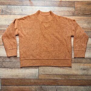 EUC Universal Thread Women’s Brown Mock-neck Sweater Size XL